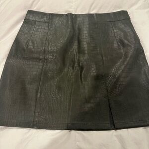 Skies Are Blue Black Croc-Embossed Mini Skirt